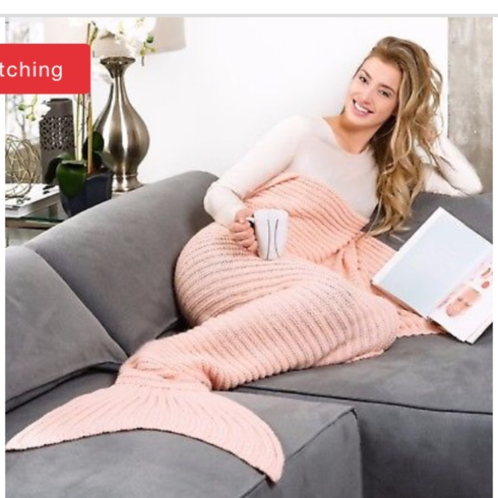 Merklet Mermaid tail blanket